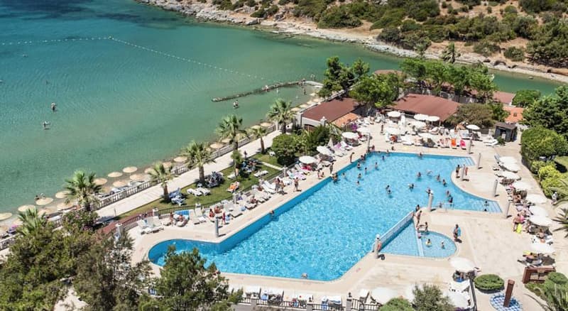 Tusan Beach Resort Hotel Kuşadası
