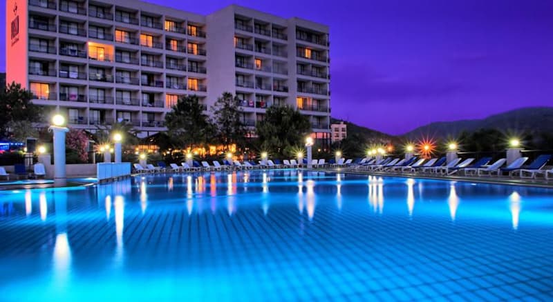 Tusan Beach Resort Hotel Kuşadası