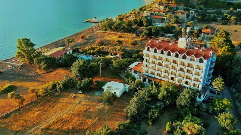 Verano Beach Hotel