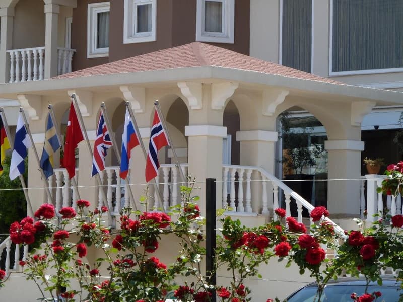 Viking Garden Hotel