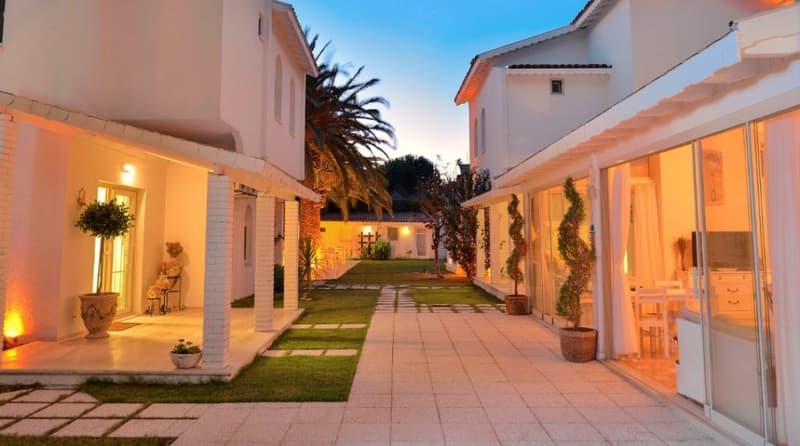 Villa Blanche Otel