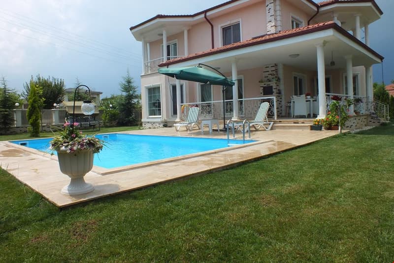Villa Efsa