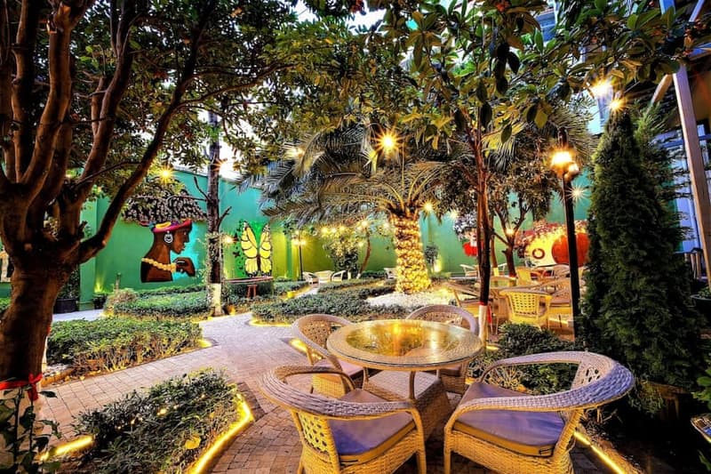 Walton Gardens Pera