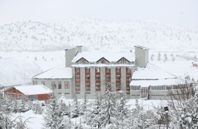 West Davraz Hotel