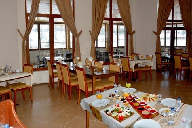 West Davraz Hotel