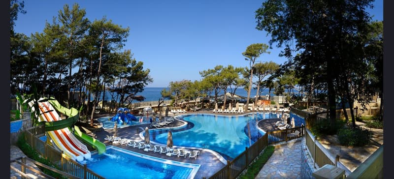 Wome Deluxe Hotel