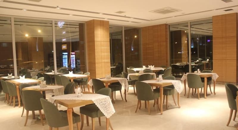 YZE Pırlanta Hotel