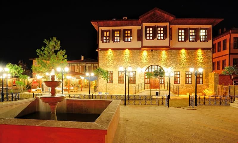 Zalifre Konakları