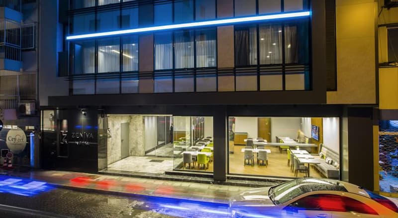 Zeniva Hotel İzmir