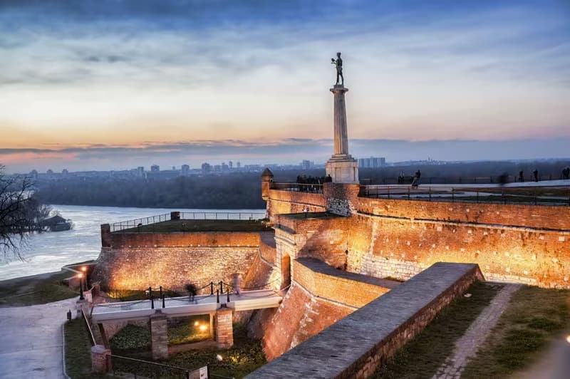 Belgrad Rüyası Turu İzmir Hareketli Ajet Havayolları ile 3 Gece