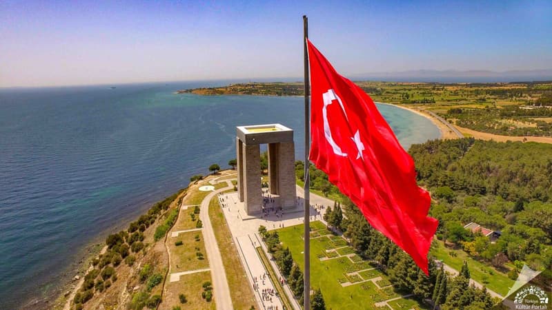 İstanbul Çıkışlı Günübirlik Çanakkale Şehitlik Gelibolu Turu