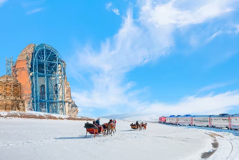 İstanbul Çıkışlı Turistik Doğu Ekspresi Ajet ile Kars Turu