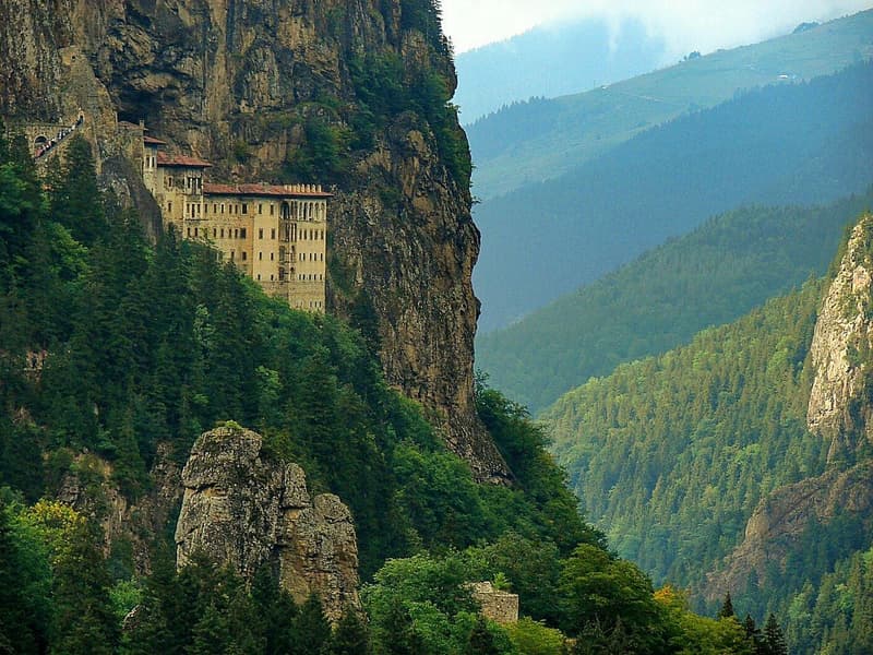 Karadeniz Yaylalar Ve Batum Turu 5 Gece Otel Konaklamalı İzmir Salihli Uşak Çıkışlı