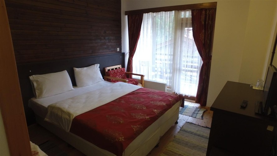 Şömineli Üç Kişilik Oda Resim