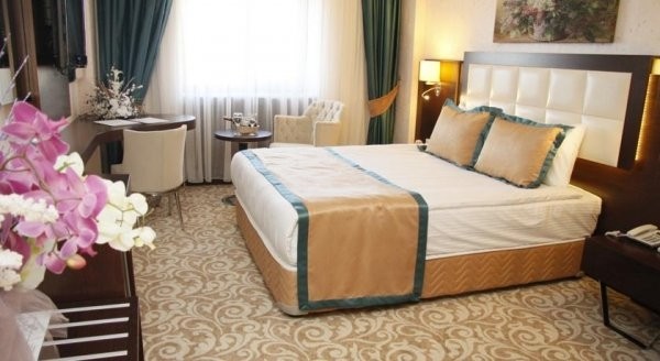 Standart French Double Yataklı Oda Resim