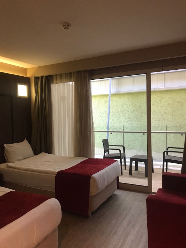 Ekonomik Room Manzarasız Balkonlu Resim