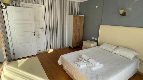 Aile Odası Bağlantılı 1+1 Doğa Manzaralı Balkonlu Resim