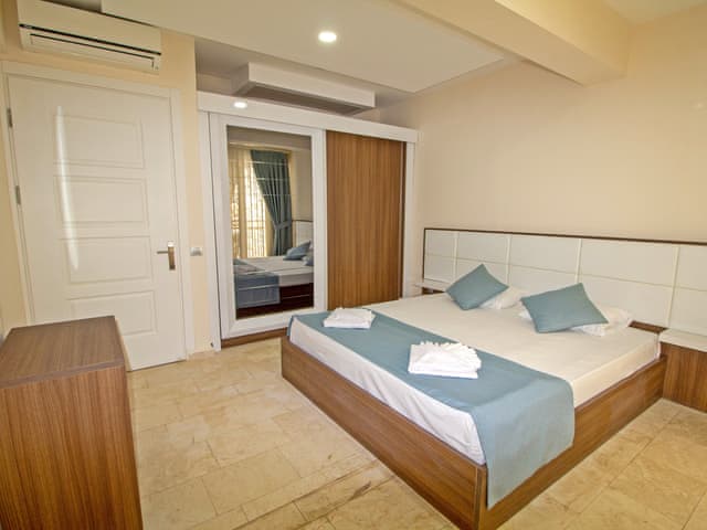 Nokta Hisar Suit Resim